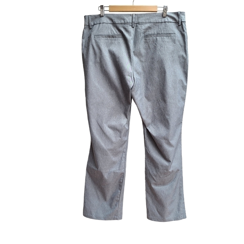 Lee Relaxed Fit Straight Leg Mid-rise Pant, Size 18 - Picture 3 of 10